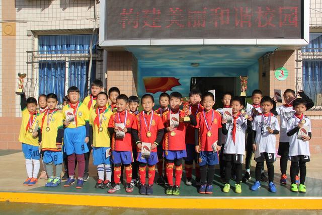美记：这下赛程即将出炉 圣诞大战76人对阵尼克斯会非常棒